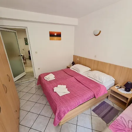 Apartamento Pansion Franka 3 - 9 *